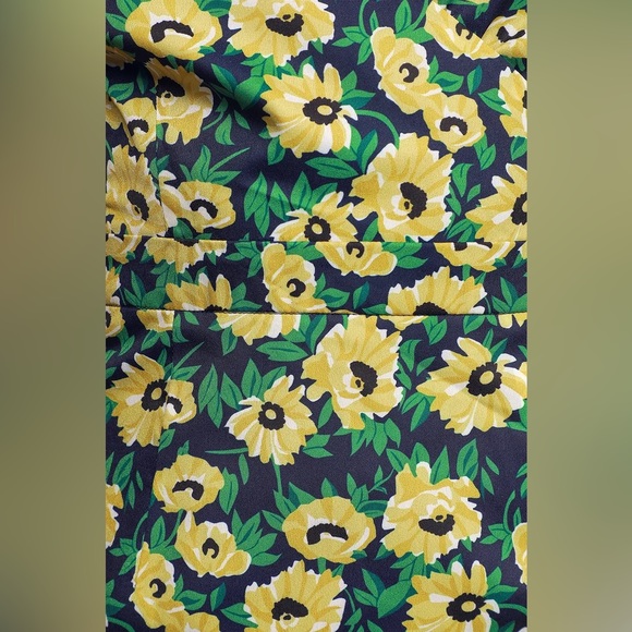 Floral Inclusive Navy Blue Floral Print Puff Sleeve Mini Dress 🌼 - Picture 6 of 7